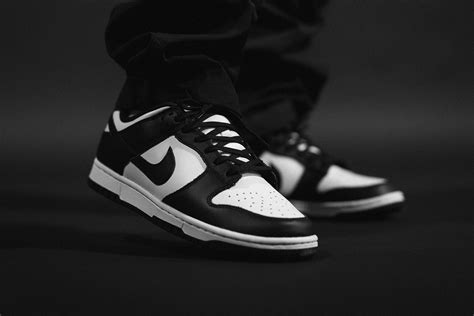 nike dunk tissu|Nike dunk black and white.